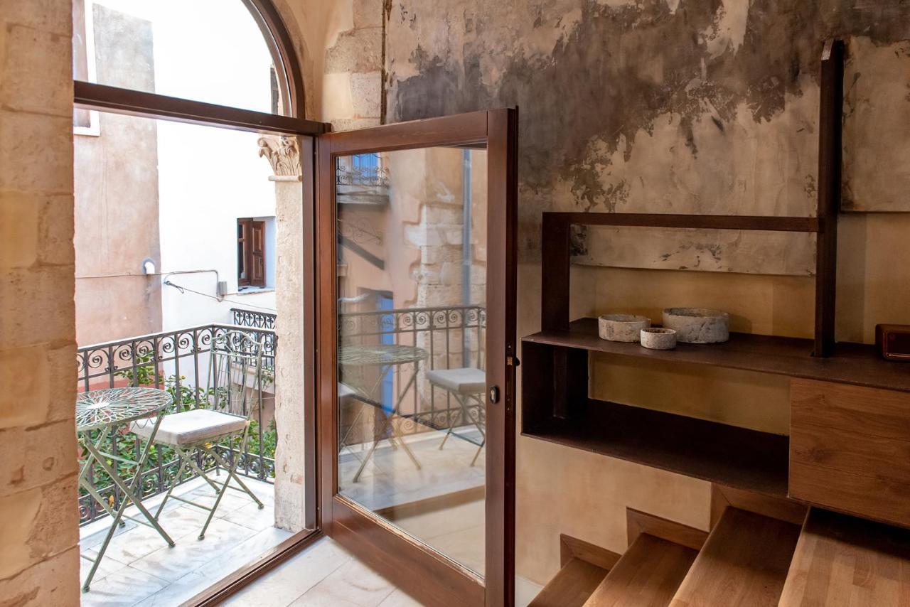 Oniros Residenza Vecchia Aparthotel Chania  Exterior photo